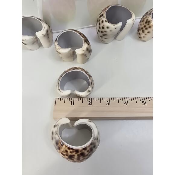 Coastal Seashell Napkin Rings Lot of 10 Beach House Dining Table Accessories - Picture 3 of 3